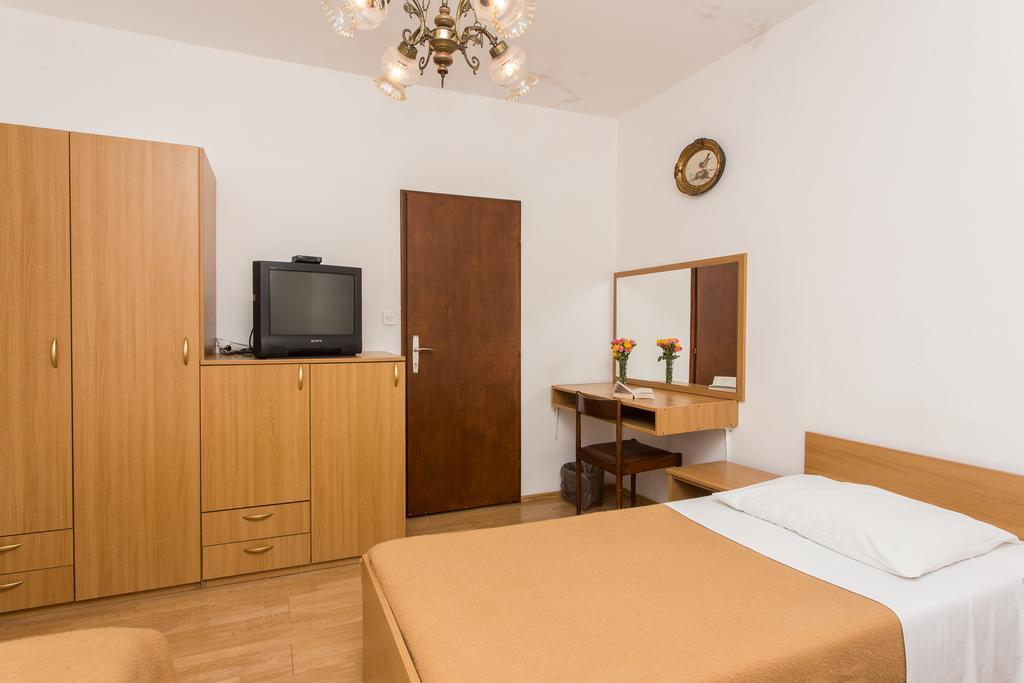 Guest House Lina ドゥブロブニク エクステリア 写真