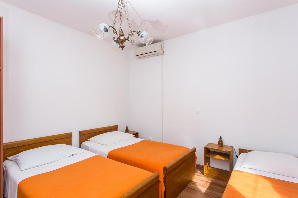 Guest House Lina ドゥブロブニク エクステリア 写真